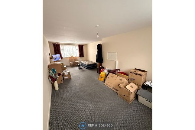 Hollowood Avenue, Littleover, Derby photo 4