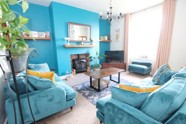 230, Highfield Road, Bradford photo 3