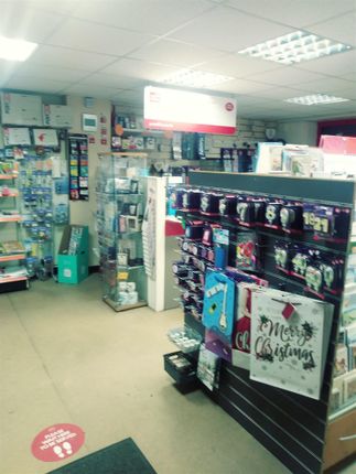 Thumbnail Retail premises for sale in Post Offices HU9, East Yorkshire