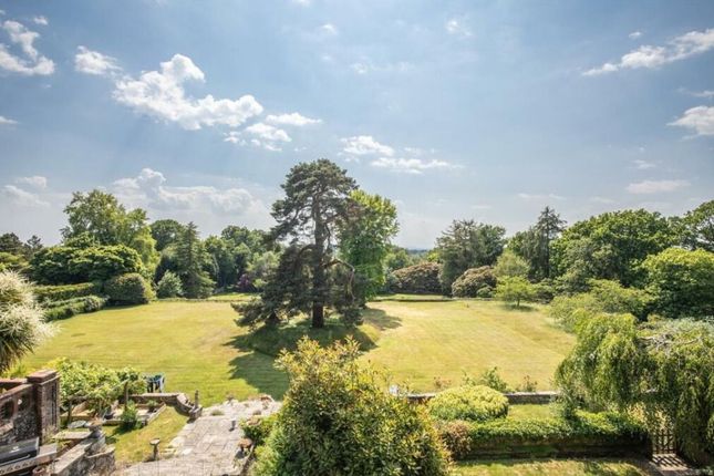 1 Chelwood Vachery, Millbrook Hill, Uckfield photo 3