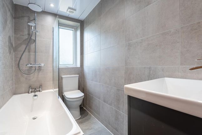 1, Auchtermuchty Road, Cupar photo 3
