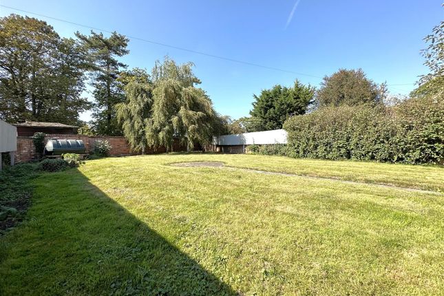 Property for sale in Kings Acre, Main Street, South Muskham, Newark
