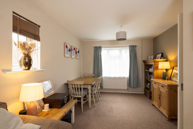 26, Southdown Close, Midhurst photo 4
