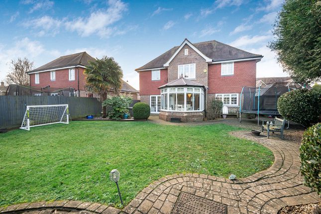 17, Cayton Road, Coulsdon photo 3