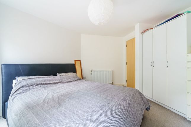 Flat 2, 46 Freehold Terrace, East Sussex photo 3