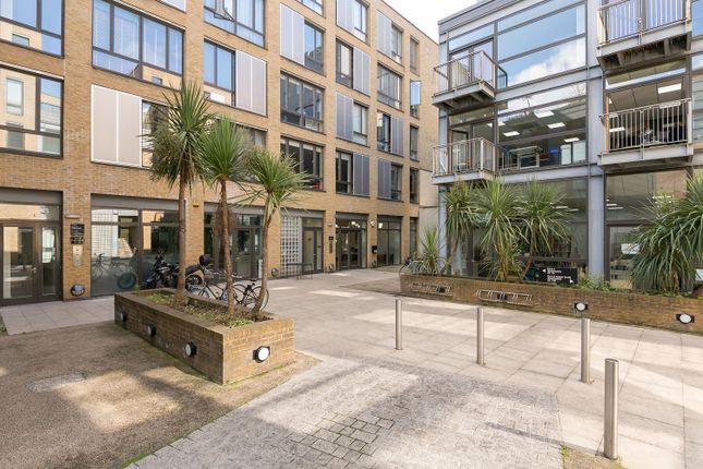 Office to let in Timber Yard, 53 Drysdale Street, Hoxton, London