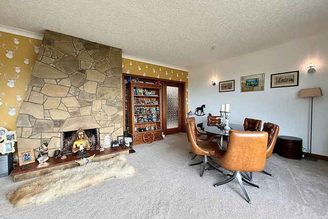 23, Holmhead Road, Cumnock, KA18 photo 4