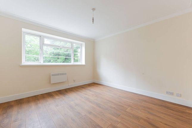 Thumbnail Flat for sale in Poynders Road, Abbeville Village, London