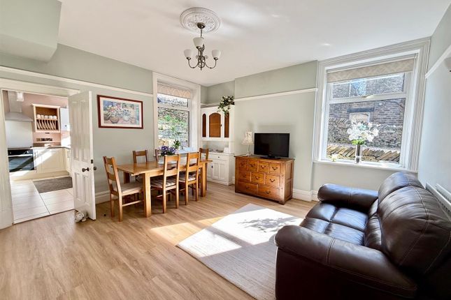 17, Chapel Road, High Peak photo 4