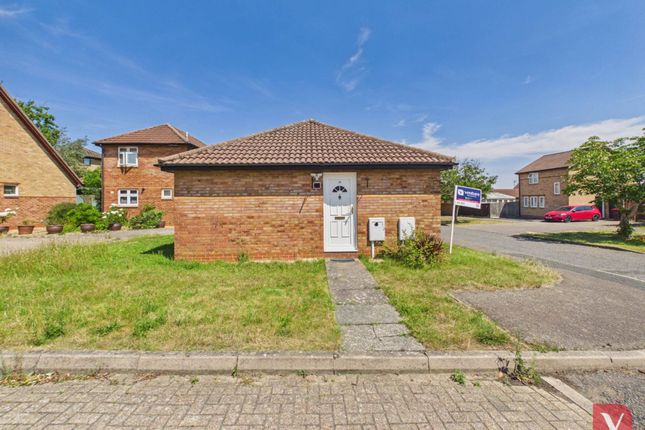 21 Laurel Close, Milton Keynes photo 4