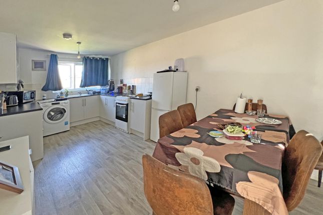 87, Summerhill, Telford photo 4