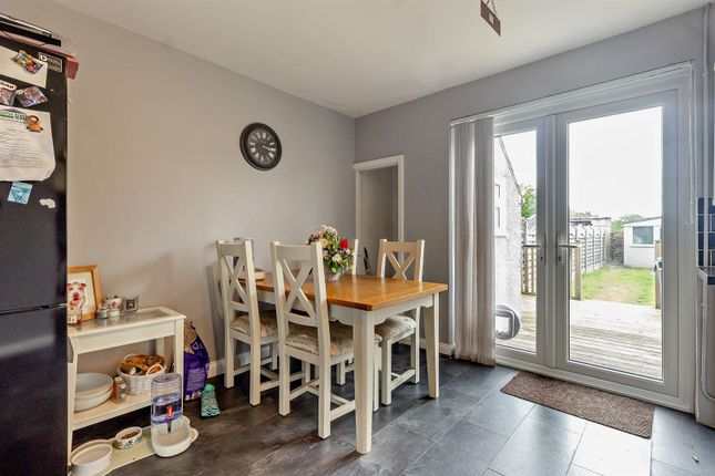 Terraced house for sale in Moore Avenue, Grays
