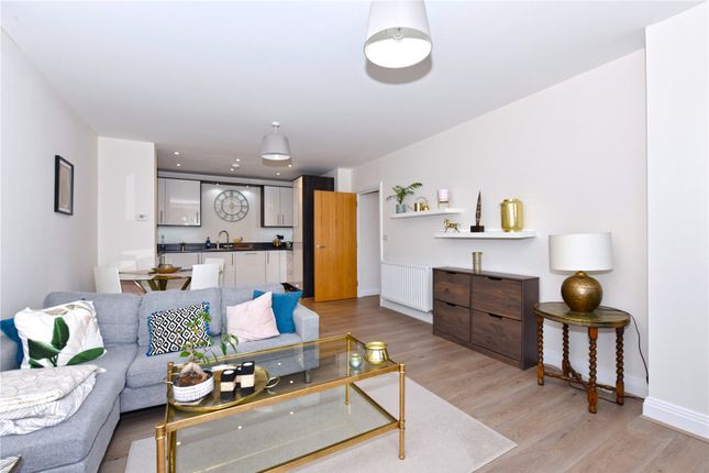Flat 36,, Heathland Court, Maidenhead photo 4