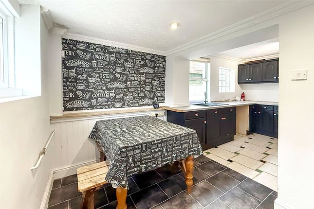 6, Linden Road, West Sussex photo 4