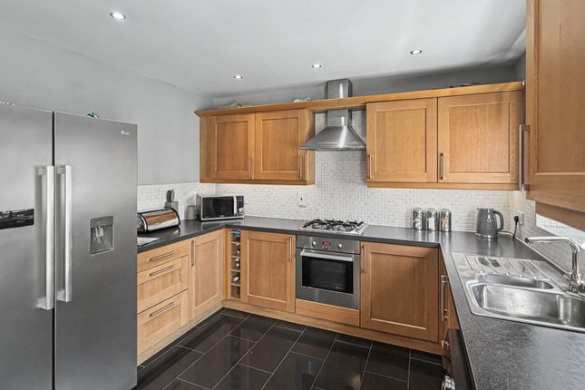 3, Latimer Close, WIDNES photo 2
