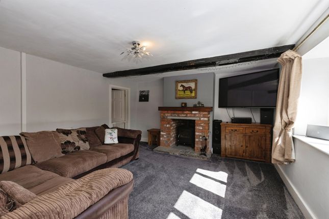 19, Town End Road, Bradford photo 2