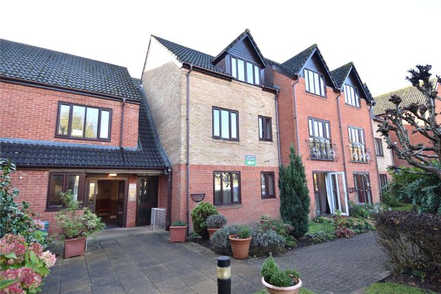Thumbnail Flat for sale in Kingfisher Court, Woodfield Road, Droitwich, Worcestershire