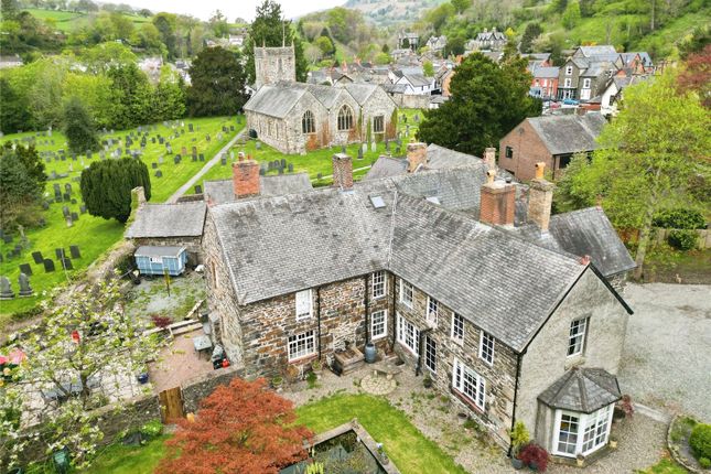 Llys Morgan,, Llanrhaeadr Ym Mochnant, Powys photo 4