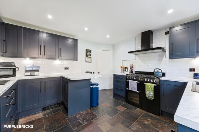 Polar Star Close, Daventry photo 3