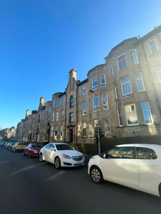 Thumbnail Flat to rent in South Park Drive, Paisley, Renfrewshire