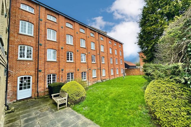 Flat for sale in Newmarket Road, Great Chesterford, Saffron Walden
