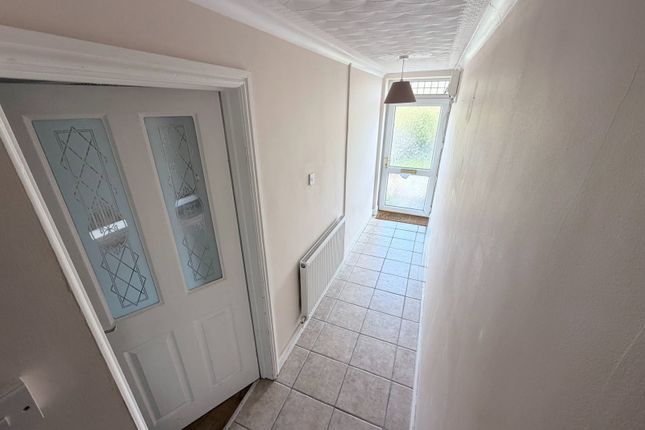 29, Nantyffyllon Terrace, Maesteg photo 3