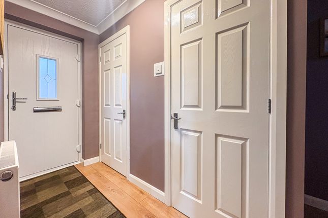 77, Heron Ridge, Polegate photo 2
