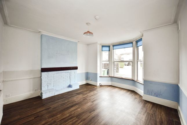 96, Holland Road, Kent photo 4