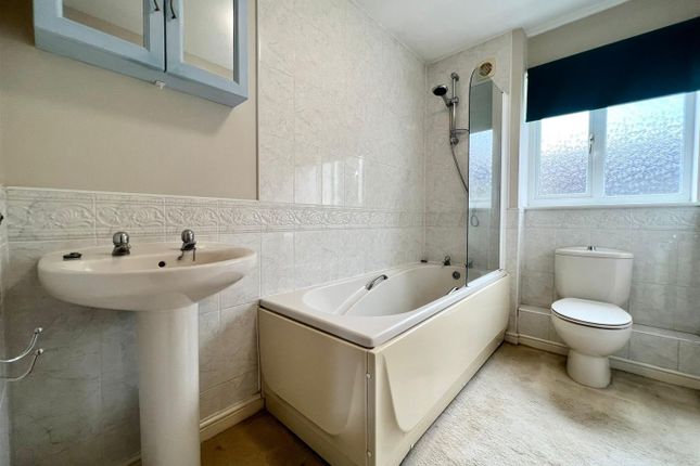 Terraced house for sale in Kariba Close, Riverside Chesterfield, Derbyshire
