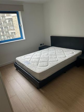 Apartment 130, 14, Westgate Apartments, London photo 3