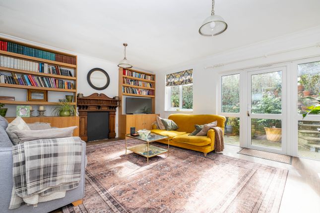 14, Lingfield Avenue, Kingston Upon Thames photo 2