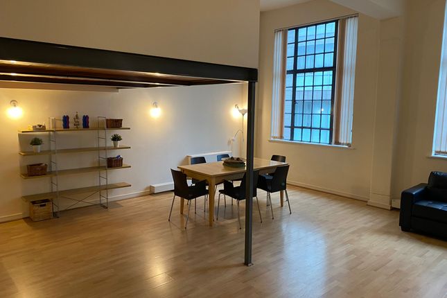 Apt 202, Liverpool photo 5