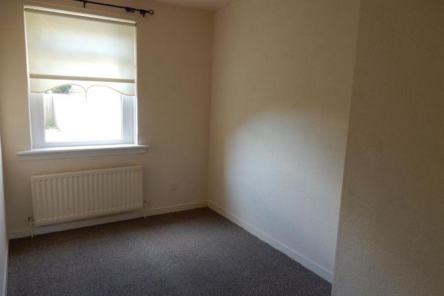 Laurel Drive, Wishaw photo 4