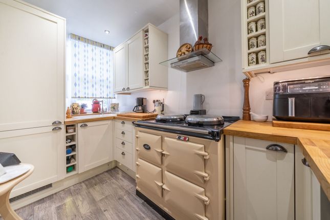 3 Cardrona Court, Grange-Over-Sands photo 3