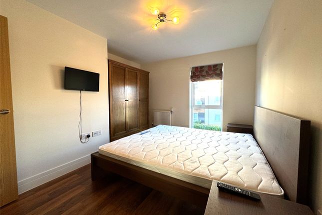 Flat to rent in The Kilns, Redhill, Surrey