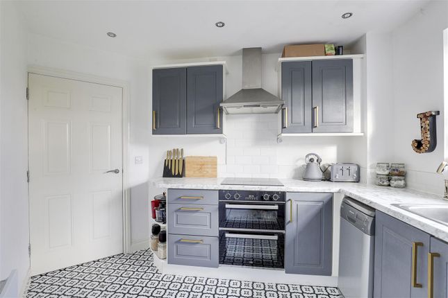 Flat for sale in Robinson Court, Beeston, Nottinghamshire