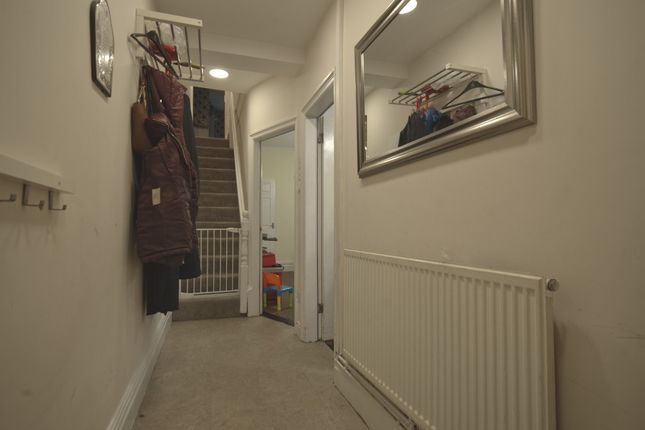 33, Wellington Street West, Salford photo 2