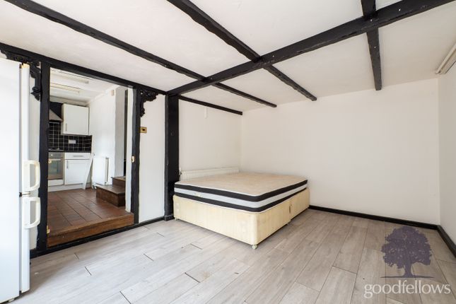 Wandle Manor Cottage, 284, London Road, Wallington photo 4