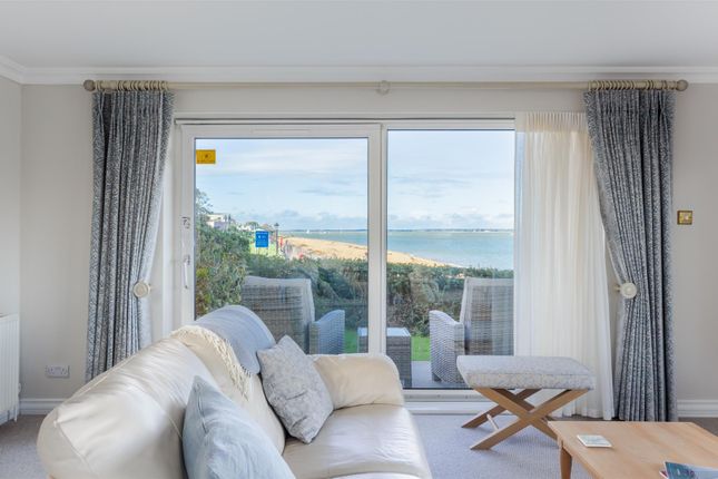 8 Grantham Court, 10 Queen's Road, Cowes photo 4