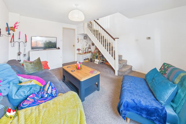 29 Downy Close, Gloucester photo 2