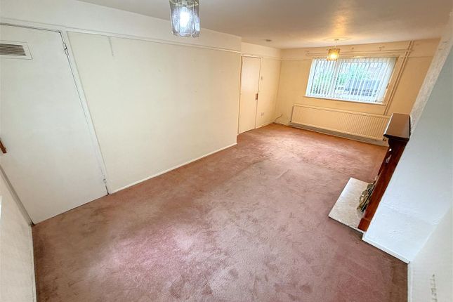 79, Gainsborough Road, Corby photo 2