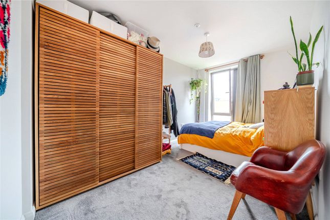 Flat 6, Bojang House, 7, Doyle Road, London photo 3