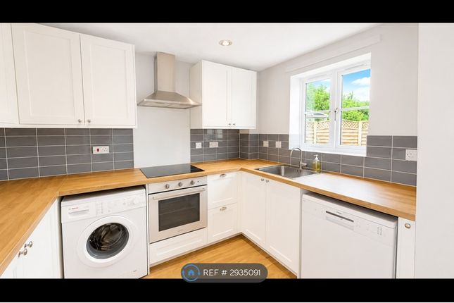 Lanercost Crescent, Monkston, Milton Keynes photo 2