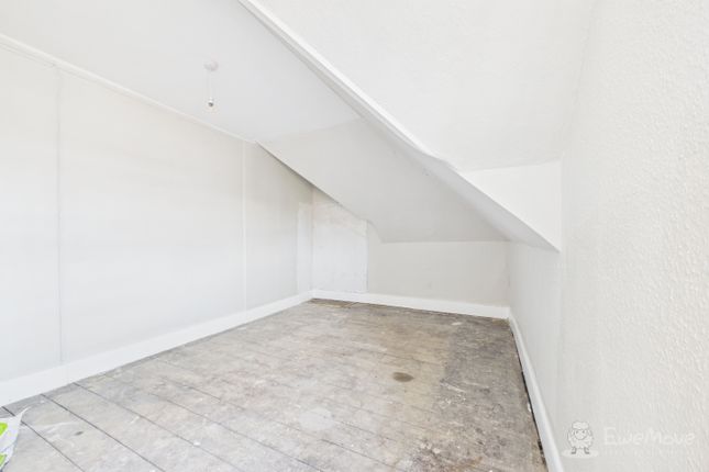 Room 12, 10, Westbourne Gardens, Folkestone photo 3