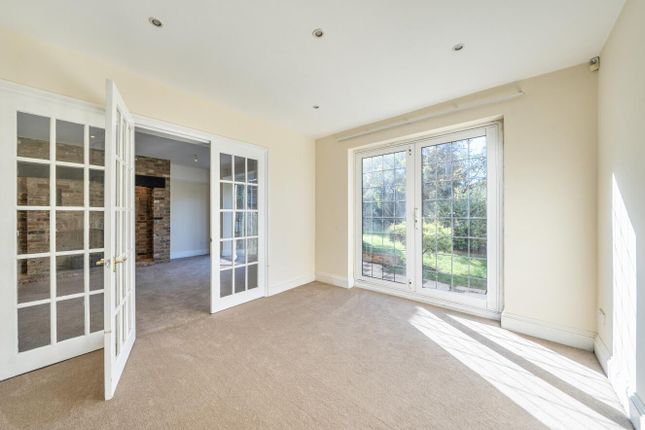 Mountington Park Close, Harrow photo 2