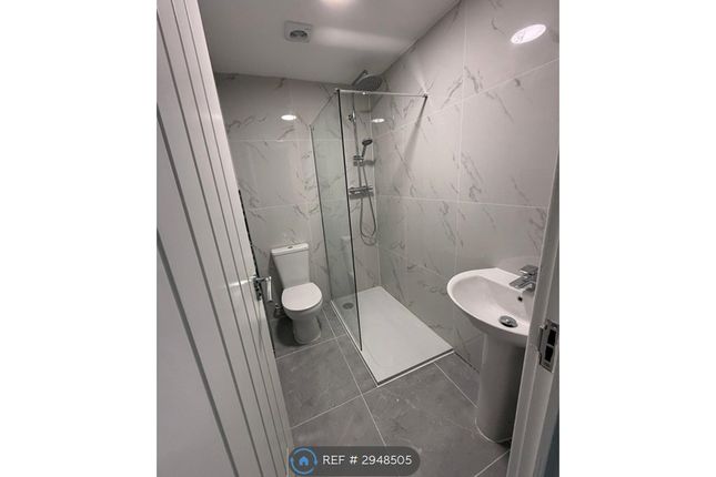 Charnwood Road, Uxbridge photo 5