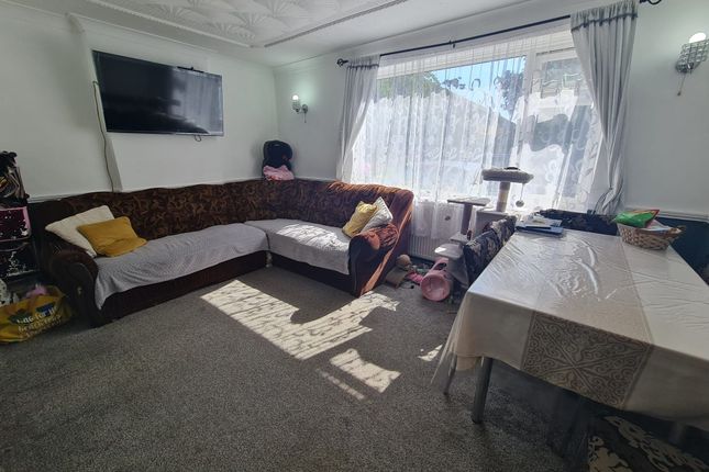46 Nene Drive, Leicester photo 2