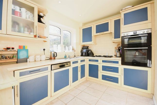 Semi-detached house for sale in Woodhouse Lane, Broomfield, Chelmsford