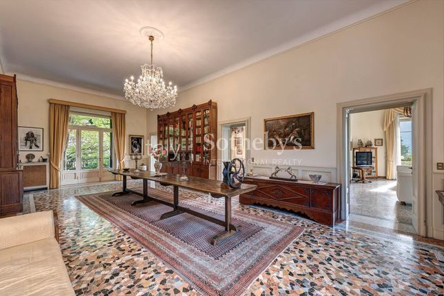 Villa for sale in Via Battista Mondelli, Cernobbio, Lombardia