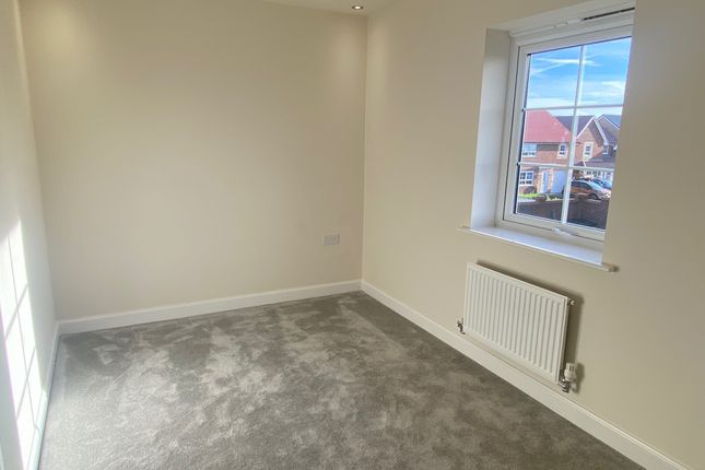 Terraced house to rent in Farleigh Drive, Harworth, Doncaster